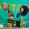 Samia Suluhu Hassan and Hussein Mwinyi during CCM nomination meeting